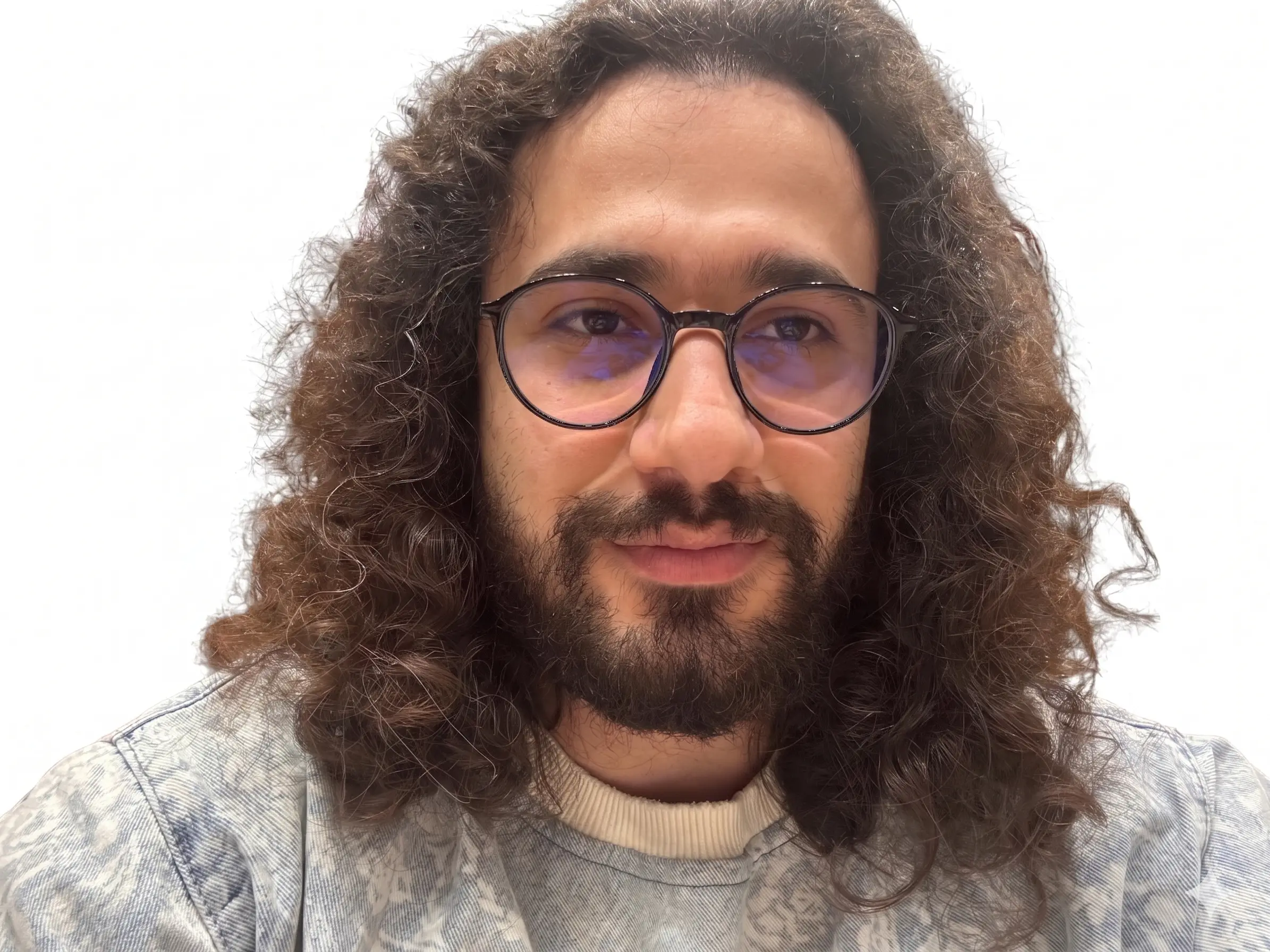Haktan Tay — Psikanalitik yönelimli psikolog, profil fotoğrafı